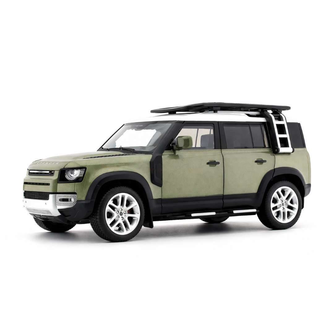 Land Rover Defender 110 Green 1:18 Diecast Model QY Toys Licensed Lights & Sound Display Car 9CNDDG